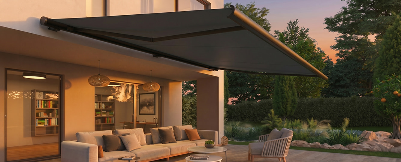PROFI-Markise als Sonnenschutz auf einer Terrasse